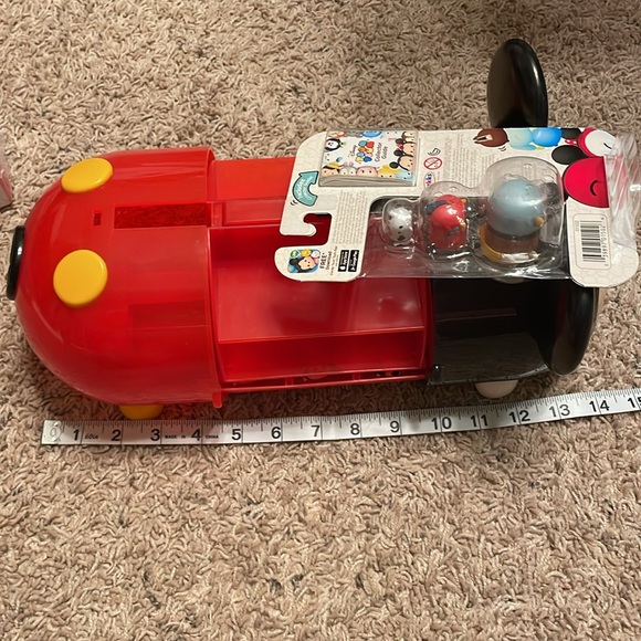 Mickey Tsum Tsum Disney Hard Plastic Carrying Case and Display - Picture 11 of 12